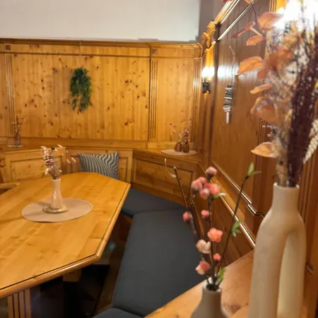 Gaestehaus Lindenhof 酒店